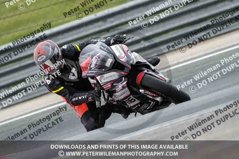 cadwell no limits trackday;cadwell park;cadwell park photographs;cadwell trackday photographs;enduro digital images;event digital images;eventdigitalimages;navarra;no limits trackdays;peter wileman photography;racing digital images;trackday digital images;trackday photos